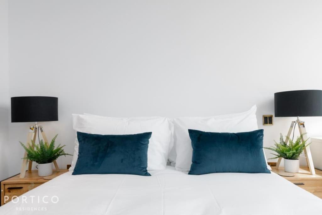 Appartamento Stunning 2-bed With Pool In Nine Elms